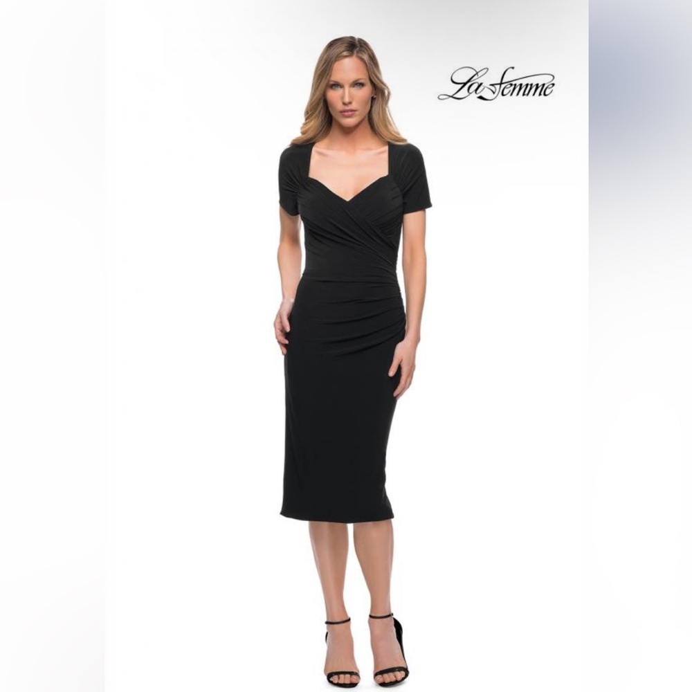 NWT La Femme Black Knee Length Jersey Gown